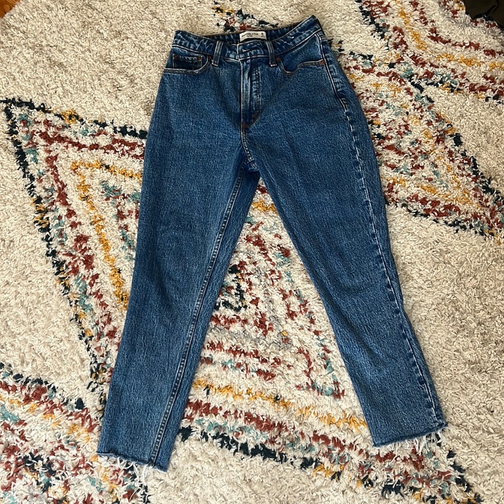 Abercrombie Curve Love - The Skinny High Rise size 2S/26
